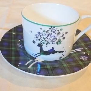 MAXWELL WILLIAMS  green designer home ware 2 piece cover decor jumping Deer